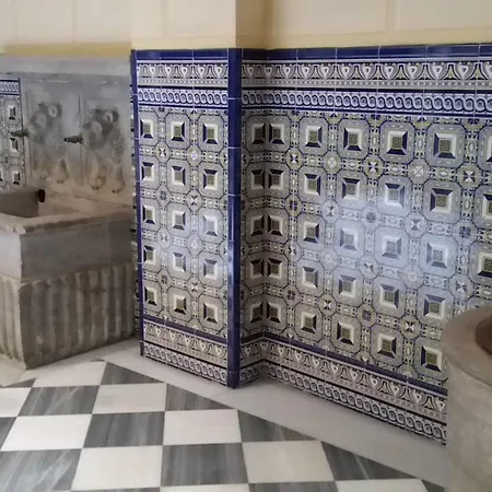Patio San Jeronimo Casa De Arte Granada