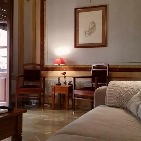 Apartamento Patio San Jerónimo Casa De Arte *